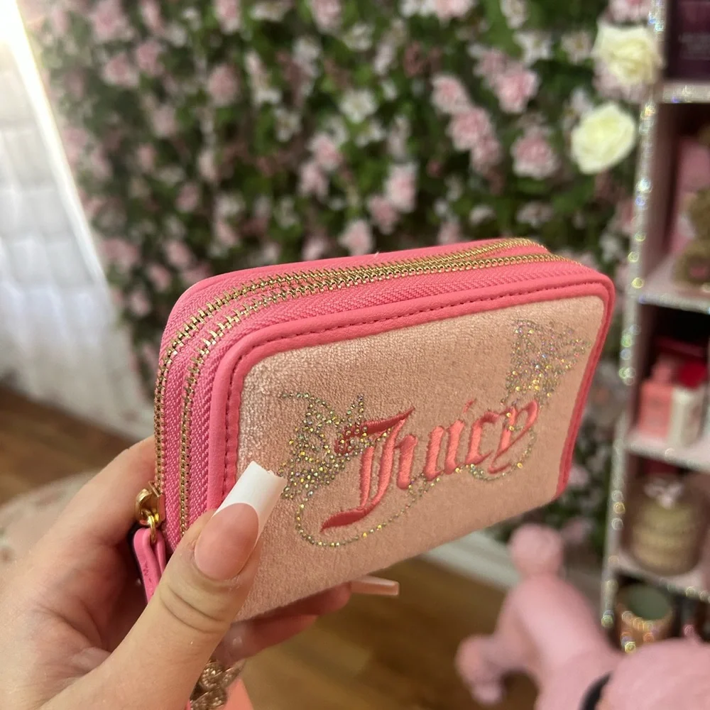 Juicy couture pink diamond/pink lemonade wing double medium zip around wallet - Picture 2 of 3